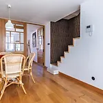 1Bdr Apartment With Terrace And View By Lovelystay