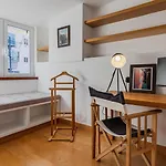 1Bdr Apartment With Terrace And View By Lovelystay