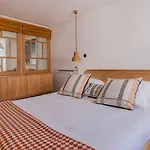 1Bdr Apartment With Terrace And View By Lovelystay