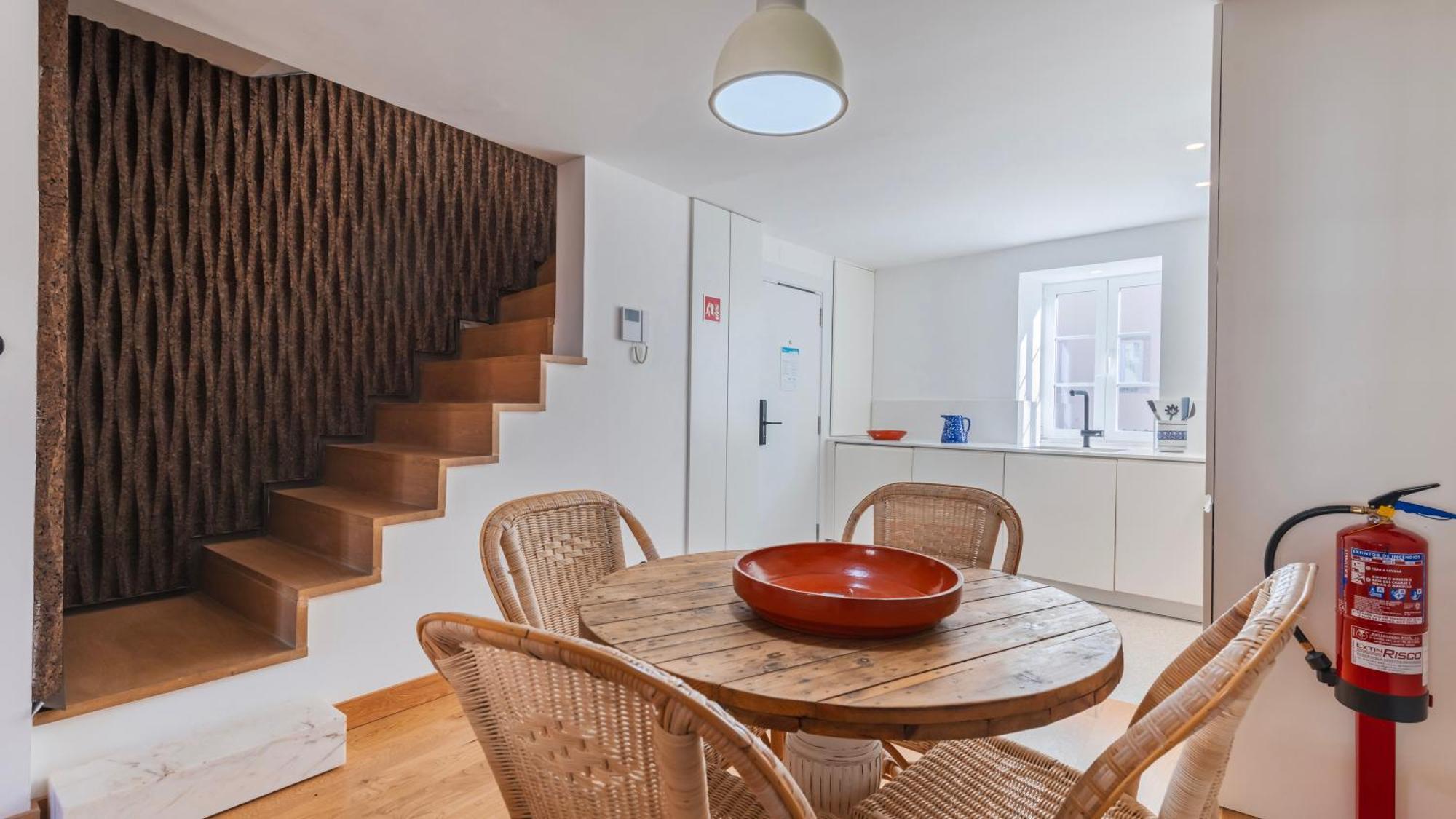 1bdr With Terrace And View By Lovelystay *