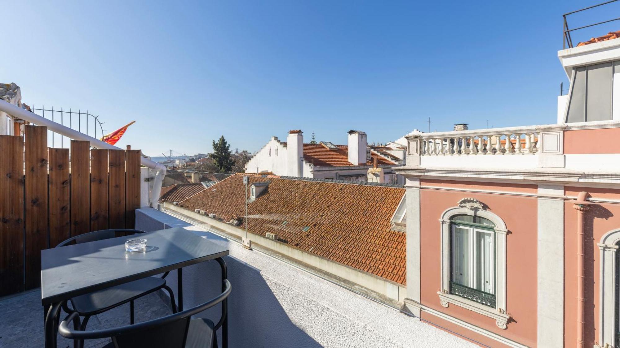 Apartment 1bdr With Terrace And View By Lovelystay *